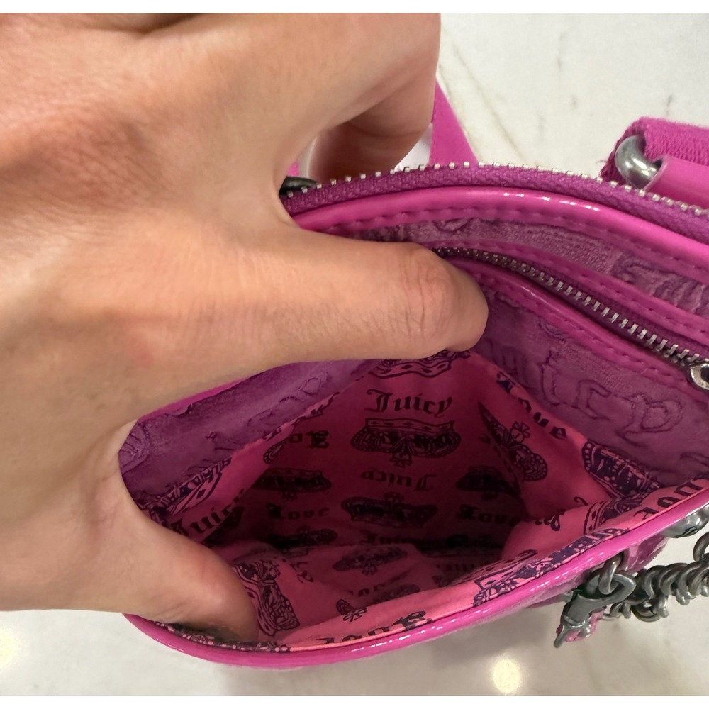 Juicy Couture Pink Velour Embossed Logo Crossbody Bag Y2K Patent Trim Chain #113 - Picture 3 of 15